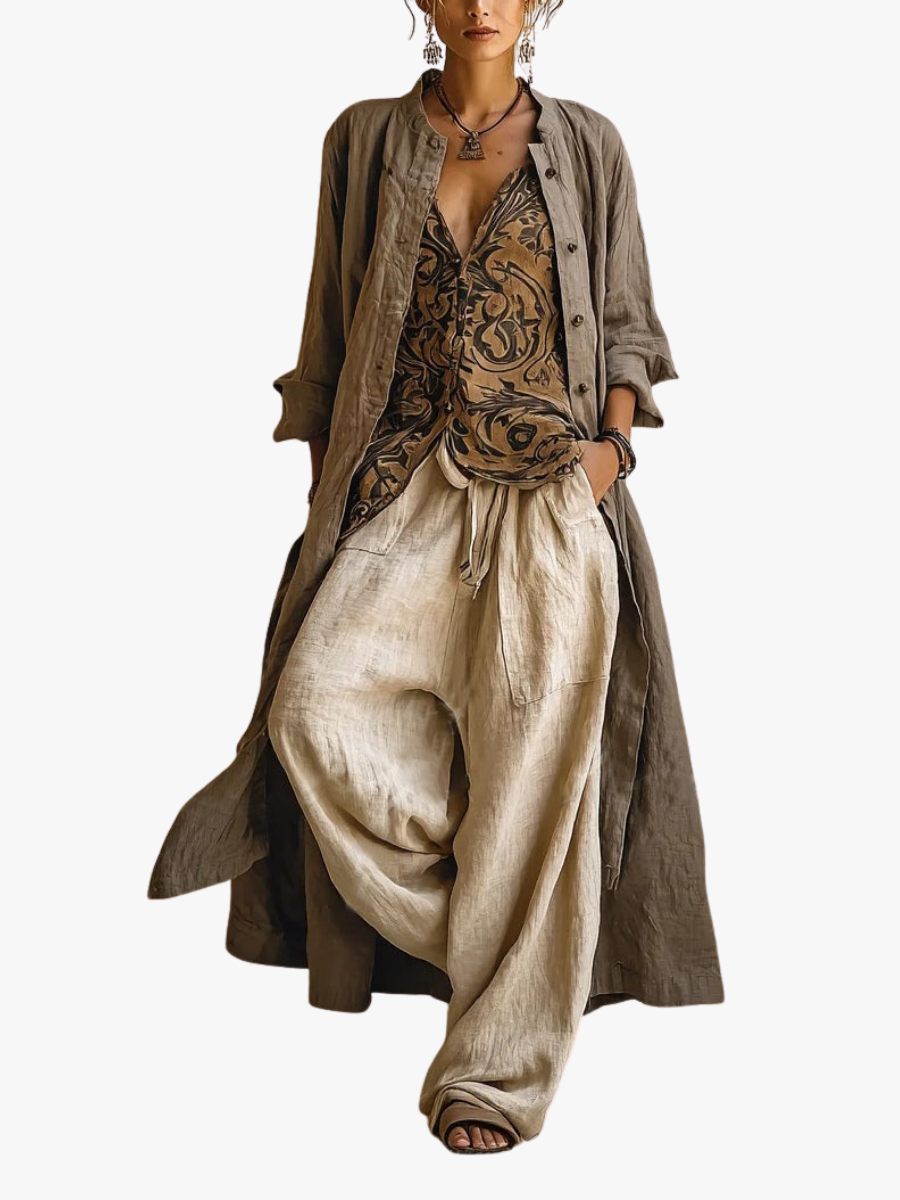 Conjunto de lino en camello: camisa larga abierta, chaleco estampado y pantalón ancho