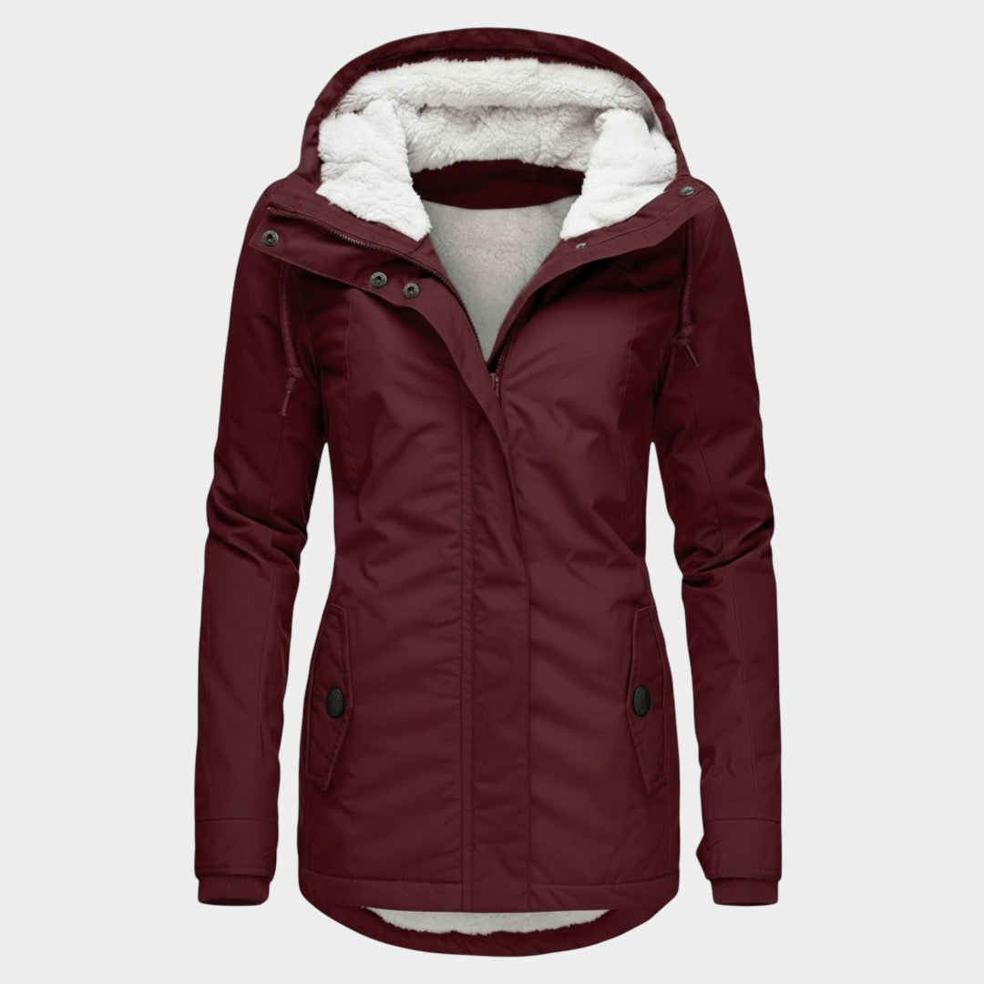 Chaqueta larga burdeos con capucha y forro de borreguillo blanco, botones en solapas