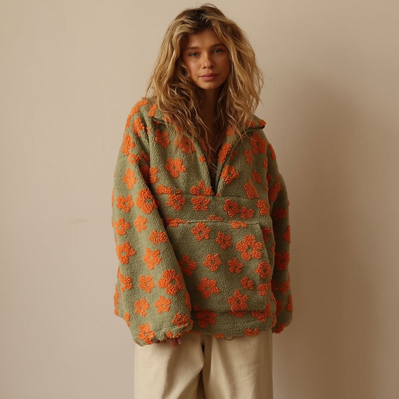 Sudadera de forro polar con cremallera, verde salvia y flores naranjas grandes