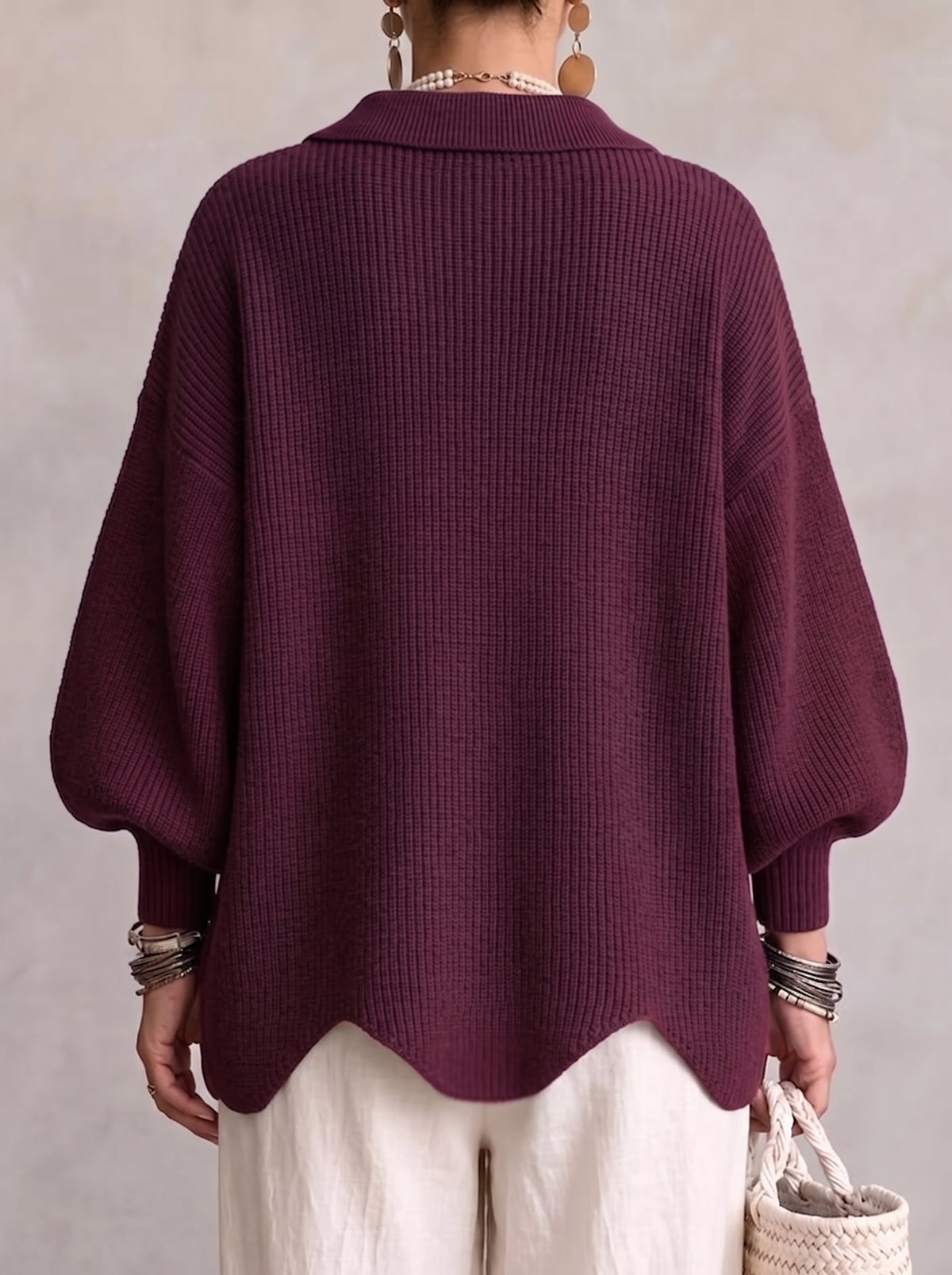 Cárdigan oversize vino con cuello de canalé y mangas globo, espalda lisa.